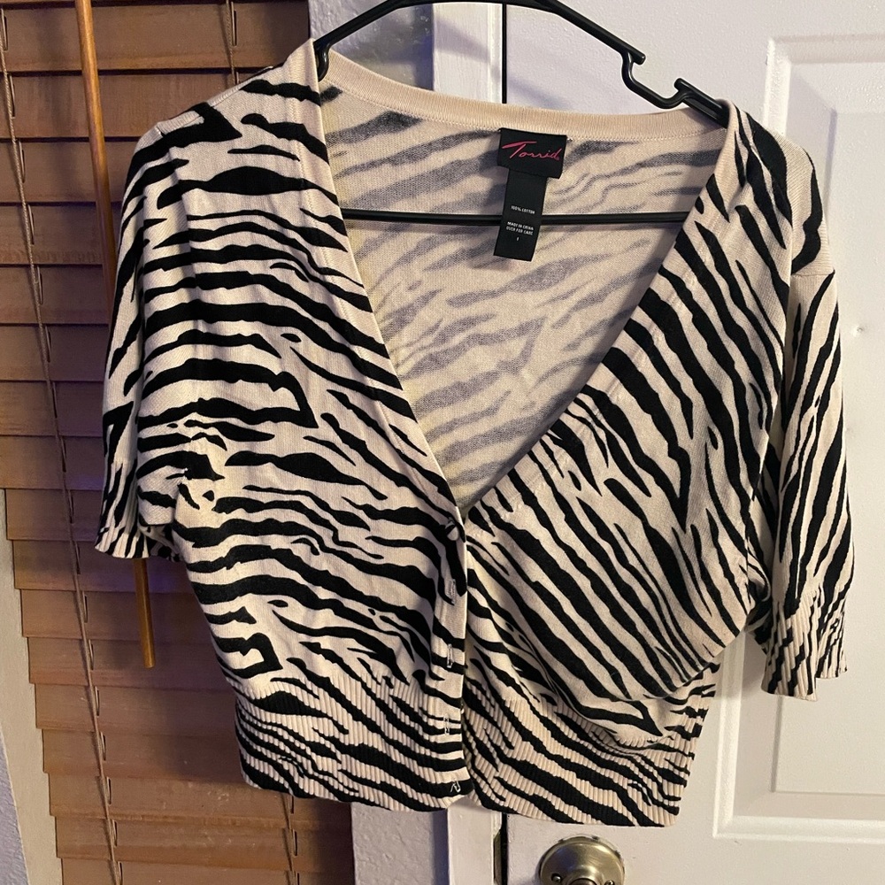 Torrid Black and White Zebra Print Cardigan